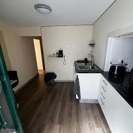 Great 1 Bedroom Duplex Retreat * 丰沙尔