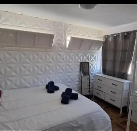 Great 1 Bedroom Duplex Retreat Daire Funchal